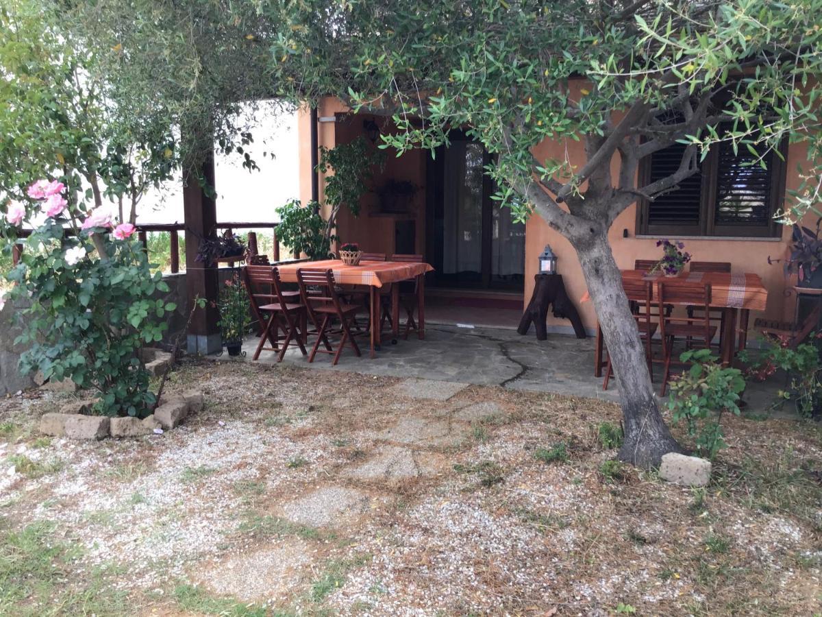 Donna Violante Porto Corallo Affittacamere Villaputzu Exteriör bild